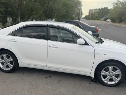 Toyota Camry 2006 года за 6 200 000 тг. в Павлодар – фото 2