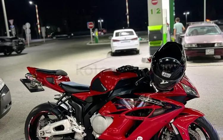 Honda  CBR 1000 RR/RA Fireblade 2005 года за 3 300 000 тг. в Алматы