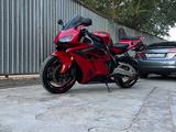 Honda  CBR 1000 RR/RA Fireblade 2005 годаfor3 300 000 тг. в Алматы – фото 3