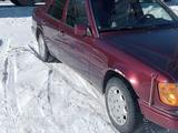 Mercedes-Benz E 220 1994 годаfor1 300 000 тг. в Жезказган – фото 4