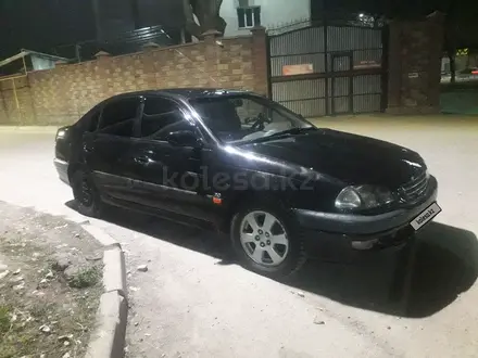 Toyota Avensis 1998 годаүшін1 850 000 тг. в Алматы