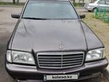 Mercedes-Benz C 220 1995 года за 1 600 000 тг. в Алматы