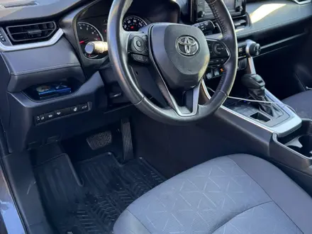 Toyota RAV4 2019 года за 12 000 000 тг. в Актобе – фото 8