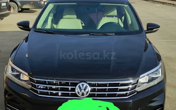 Volkswagen Passat 2016 годаүшін8 000 000 тг. в Атырау
