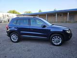 Volkswagen Tiguan 2015 годаfor9 500 000 тг. в Астана – фото 2