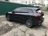 Porsche Cayenne 2014 года за 28 000 000 тг. в Алматы – фото 4