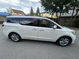Kia Carnival 2018 года за 8 000 000 тг. в Караганда – фото 5