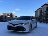 Toyota Camry 2019 годаүшін12 900 000 тг. в Астана – фото 3