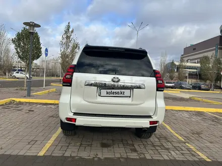 Toyota Land Cruiser Prado 2018 года за 28 000 000 тг. в Актобе – фото 8