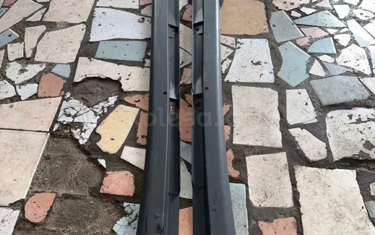 Накладки порогов камри 30 за 20 000 тг. в Караганда