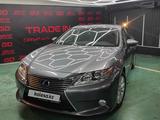 Lexus ES 300h 2013 года за 12 000 000 тг. в Алматы