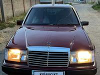 Mercedes-Benz E 220 1993 года за 1 850 000 тг. в Тараз