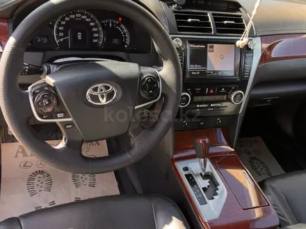Toyota Camry 2013 года за 9 100 000 тг. в Актау – фото 10