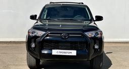Toyota 4Runner 2022 годаfor28 350 000 тг. в Уральск – фото 5