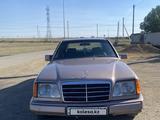 Mercedes-Benz E 200 1993 годаүшін1 400 000 тг. в Жезказган – фото 2