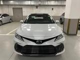 Toyota Camry 2022 года за 18 000 000 тг. в Шымкент