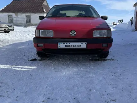 Volkswagen Passat 1990 года за 1 700 000 тг. в Астана