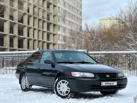 Toyota Camry 1999 года за 3 278 296 тг. в Астана – фото 3