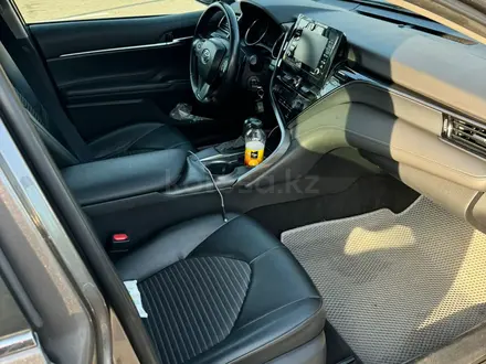 Toyota Camry 2021 года за 12 750 000 тг. в Тараз – фото 4