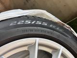 Комплект шин и дисков на BMW 5 за 600 000 тг. в Алматы – фото 3