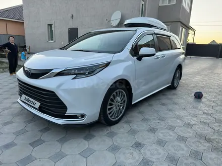 Toyota Sienna 2021 года за 21 500 000 тг. в Атырау – фото 3