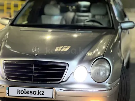 Mercedes-Benz E 280 2001 года за 5 000 000 тг. в Актобе – фото 7