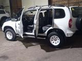 Chevrolet Niva 2014 года за 4 200 000 тг. в Караганда – фото 2