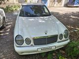 Mercedes-Benz E 280 1997 годаүшін2 400 000 тг. в Караганда – фото 4