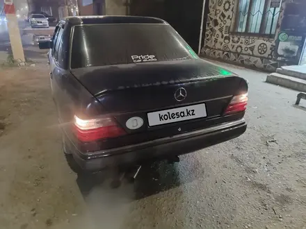 Mercedes-Benz E 230 1990 года за 1 400 000 тг. в Тараз – фото 7