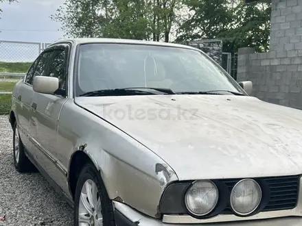 BMW 520 1993 года за 1 300 000 тг. в Талдыкорган – фото 12
