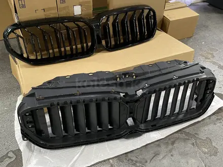 Решетка радиатора/Ноздри G30/Жабры G30 за 25 000 тг. в Алматы