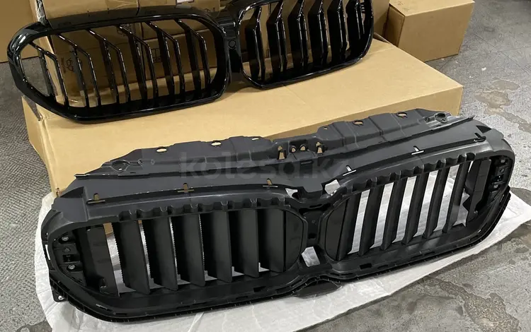 Решетка радиатора/Ноздри G30/Жабры G30 за 25 000 тг. в Алматы