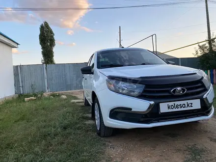 ВАЗ (Lada) Granta 2190 2019 года за 3 500 000 тг. в Актобе – фото 2