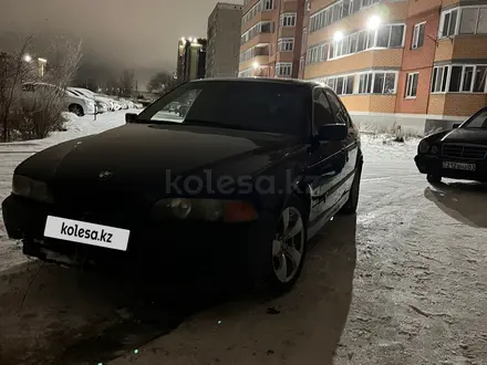 BMW 523 1997 года за 2 350 000 тг. в Кокшетау