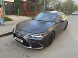 Lexus ES 250 2019 года за 15 900 000 тг. в Алматы