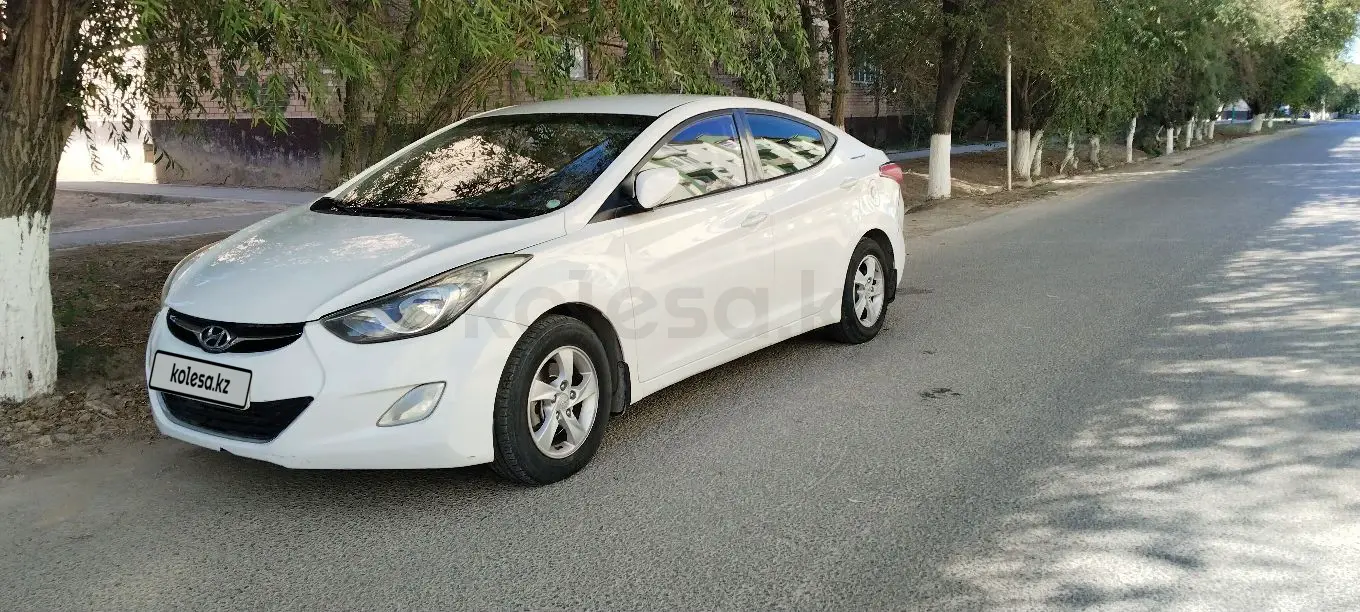 Hyundai Elantra, 2012