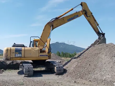 Komatsu  PC220/LC-7 2008 года за 13 000 000 тг. в Астана
