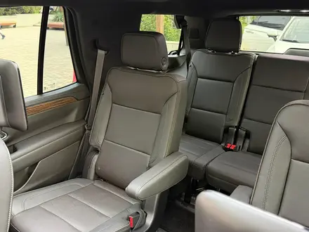 Chevrolet Tahoe 2022 года за 42 000 000 тг. в Алматы – фото 17