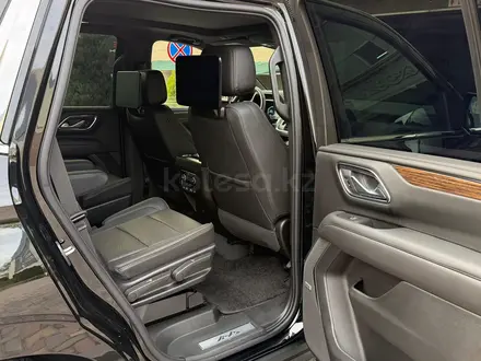 Chevrolet Tahoe 2022 года за 42 000 000 тг. в Алматы – фото 19