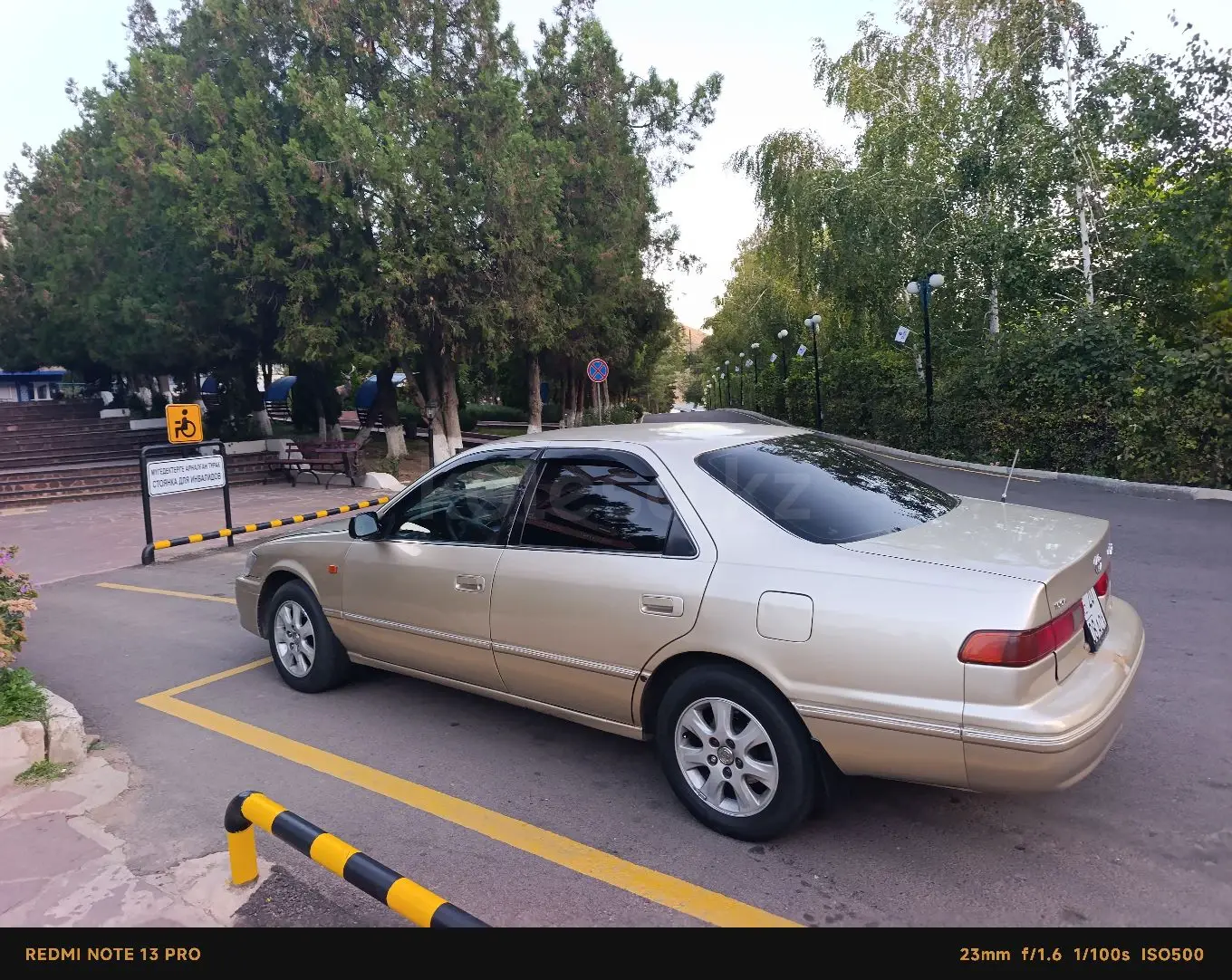 Toyota Camry, 1999