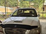 Kia Carnival 2002 года за 1 600 000 тг. в Шымкент – фото 2