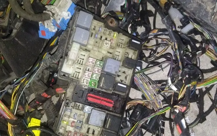 Блок предохранителей коса проводка фишка Ford Focus 3 за 80 000 тг. в Костанай