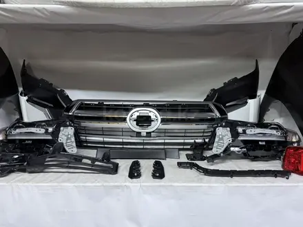 Фара передние пара на Toyota за 200 000 тг. в Алматы