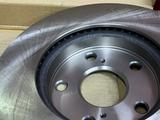 Тормозные диски на Toyota Camry за 25 000 тг. в Алматы – фото 4