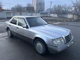 Mercedes-Benz E 200 1994 года за 1 800 000 тг. в Талдыкорган – фото 2