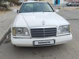 Mercedes-Benz E 430 1992 годаүшін2 600 000 тг. в Актау – фото 2