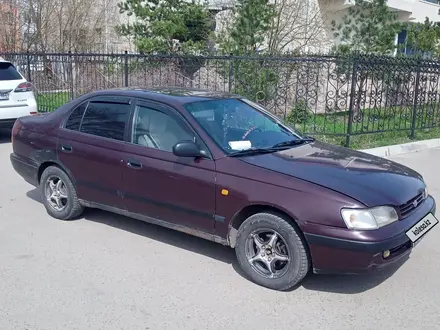 Toyota Carina E 1994 года за 2 050 000 тг. в Петропавловск – фото 2