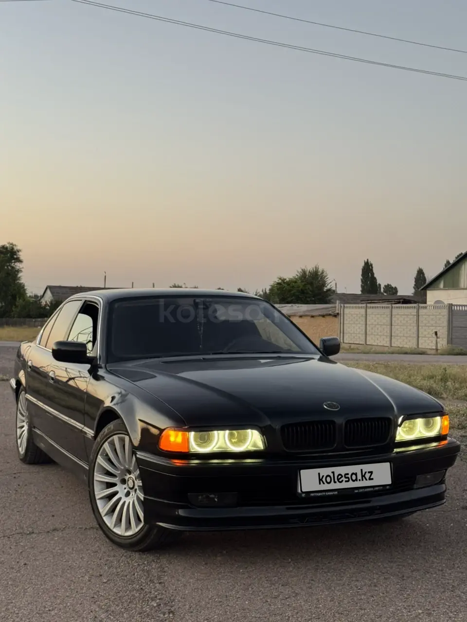 BMW 7 Series, 1999