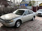 Toyota Camry 2001 года за 3 300 000 тг. в Алматы – фото 3