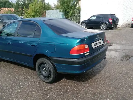 Toyota Avensis 1998 года за 1 200 000 тг. в Петропавловск – фото 7